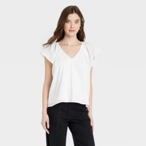 NWT Universal Thread White Blouse